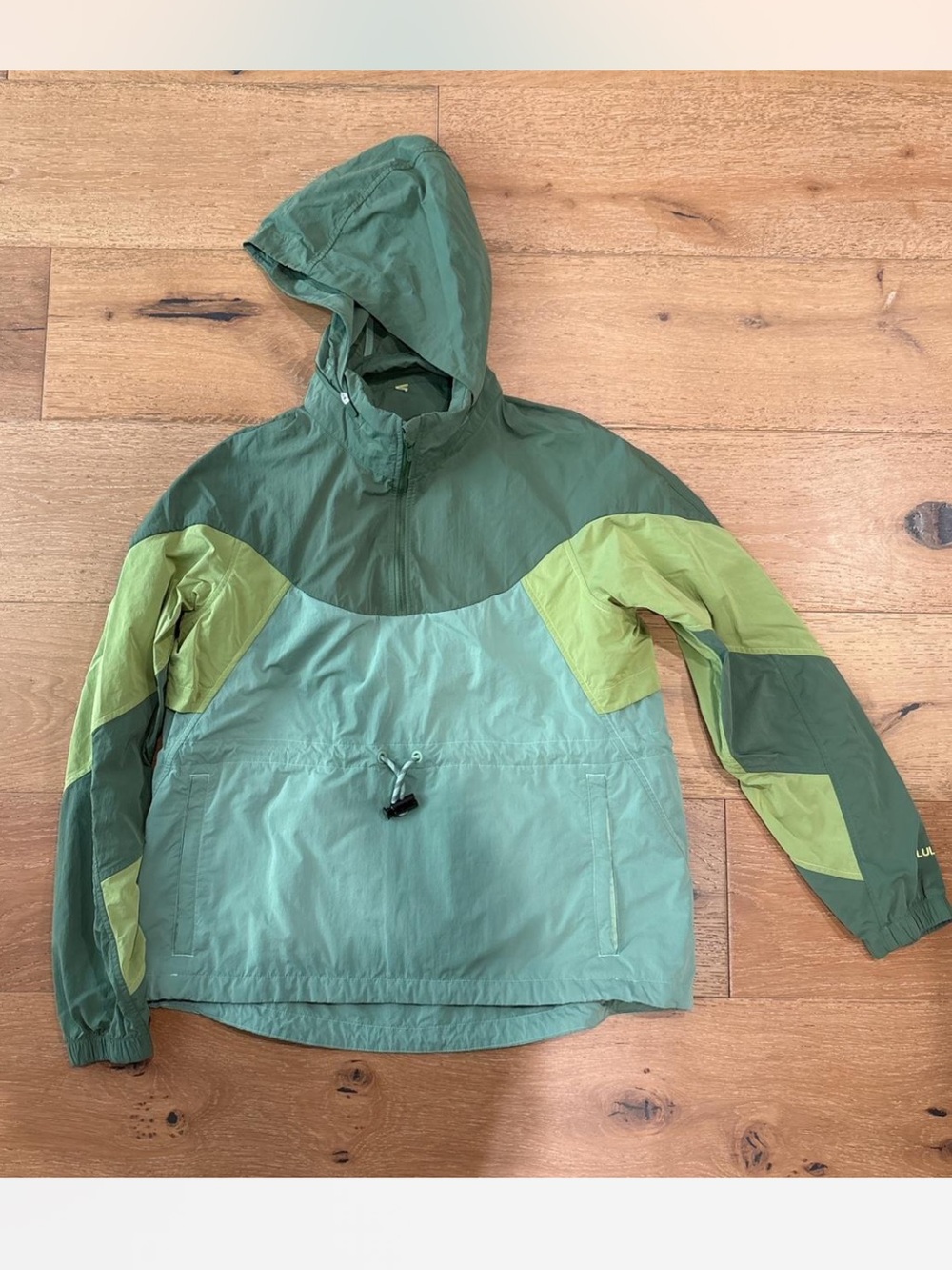 Lululemon Evergreen Anorak windbreaker jacket 6